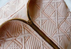 Patron couture pull camionneur YSAIA_zoom col